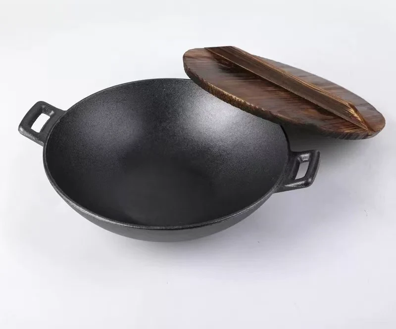 CHEFCO,IBS-23W, 23CM/9" Cast Iron Flat Bottom Serving Pot With Double Handle & Wood Cover