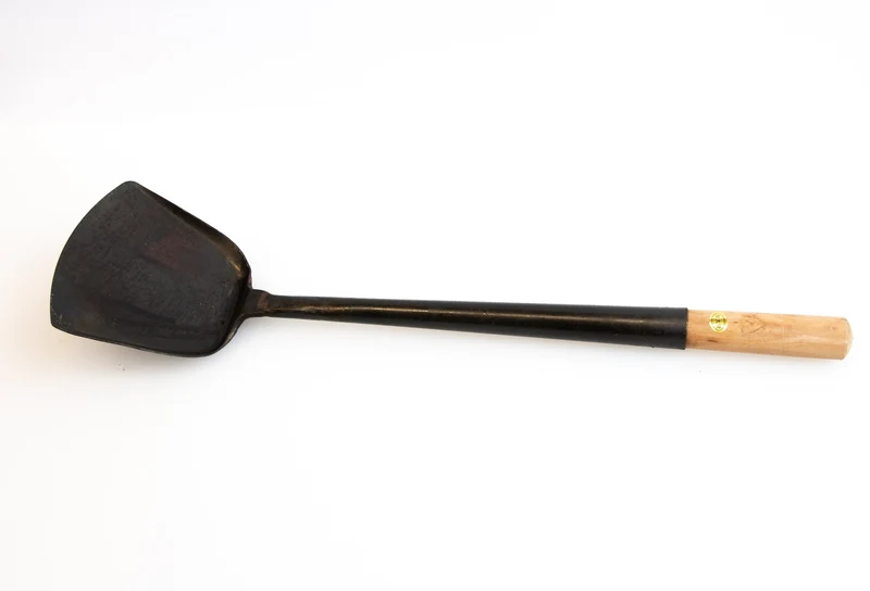 CHEFCO,SWH-XLB, Black Iron Wok Spatula with Wooden Handle, X-Large