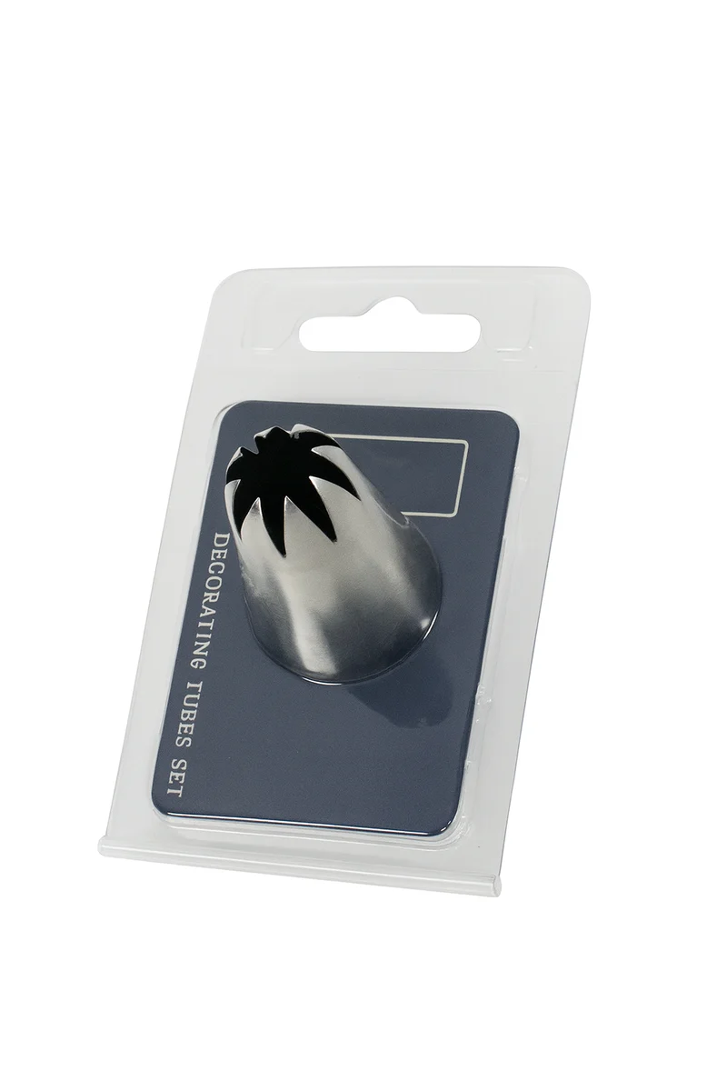 Chefco, TS-810, Stainless Steel Cake Decorating Tips , closed star tip