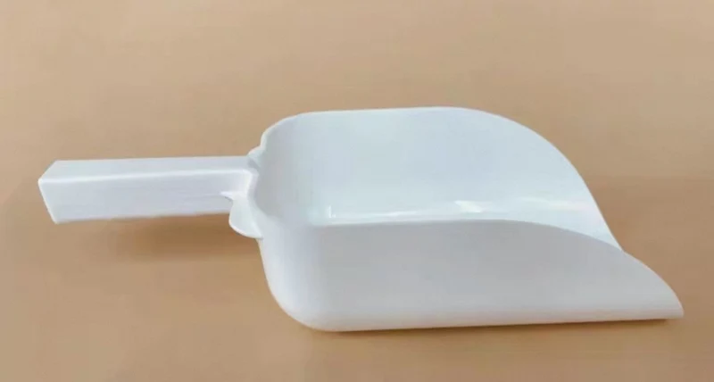 White Plastic Scoop, 64oz (PS-64)