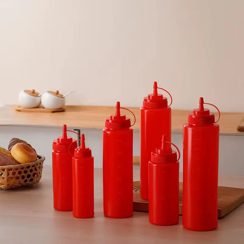 CHEFCO,FC5503-1R,12oz Squeeze Bottle with Lid-Red
