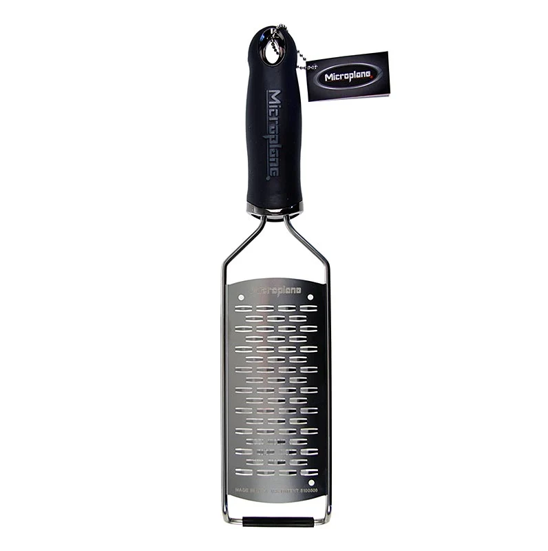 Microplane - Gourmet Serie - mittelgrobe Reibe, Griff schwarz/soft-touch, 1 St